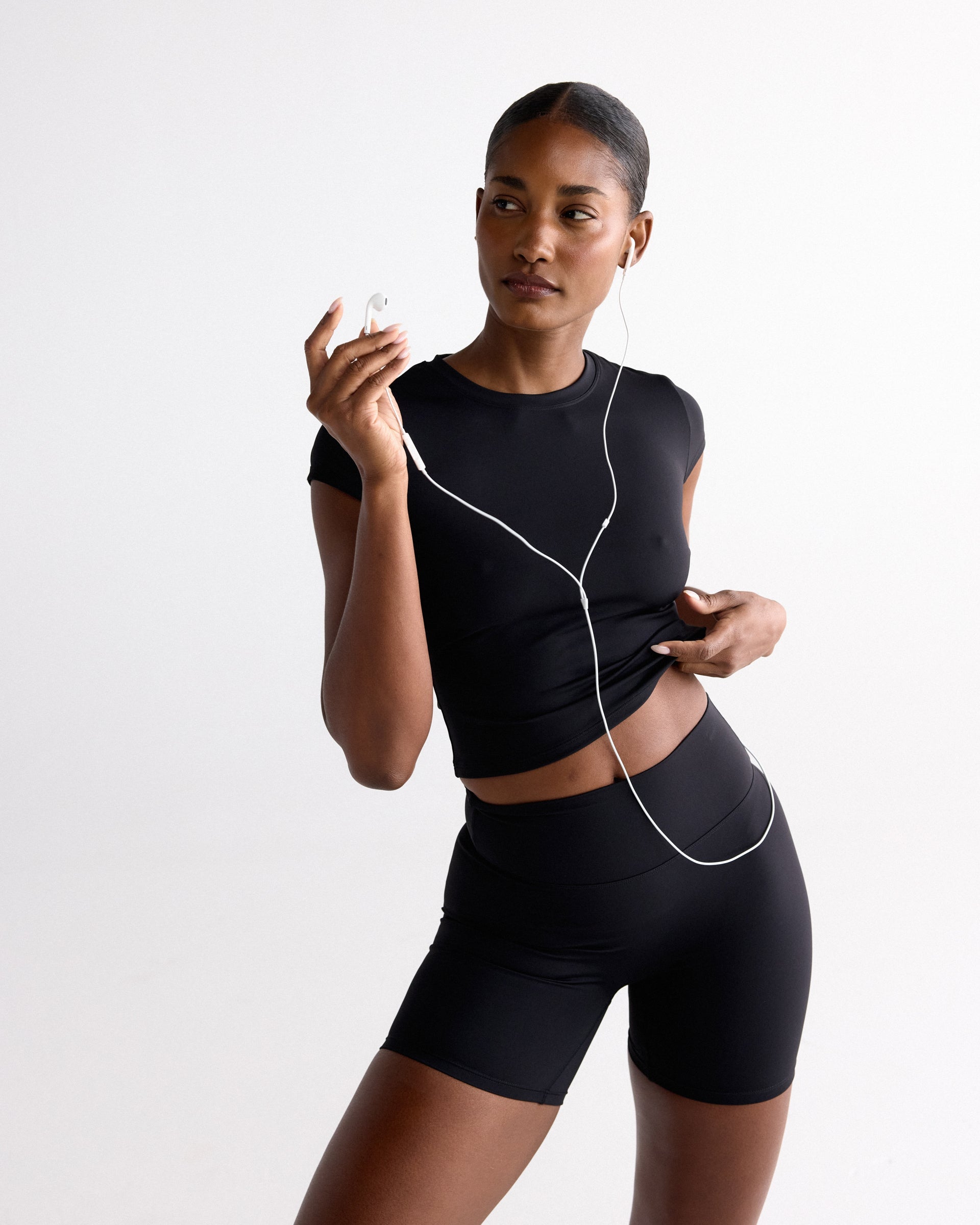 Ultimate Crop Shorts - Black