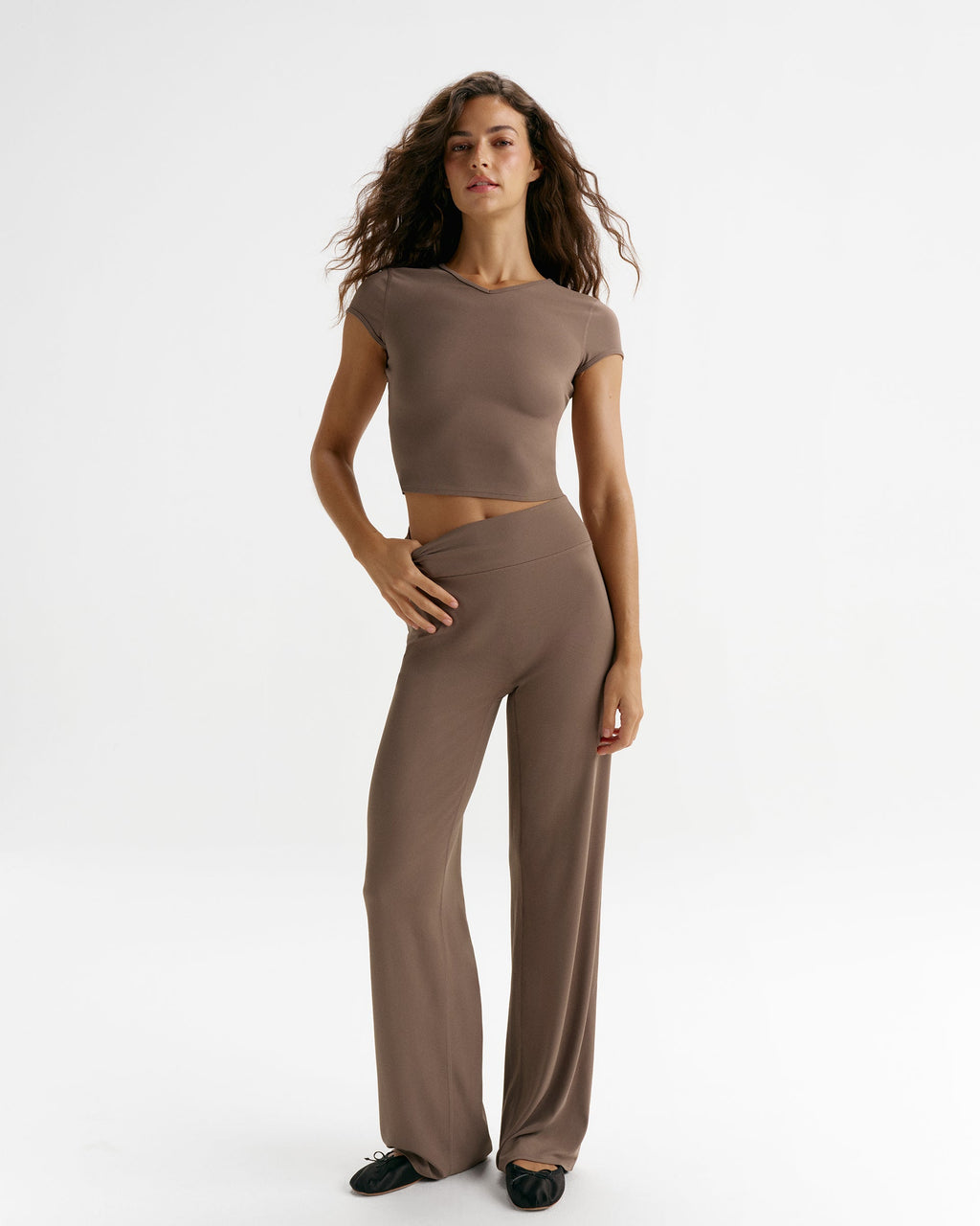V-Neck Short Sleeve Yoga Top - Walnut Brown