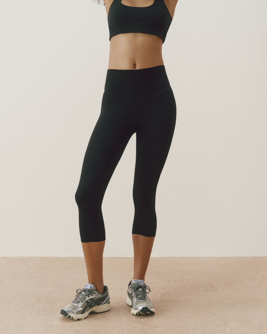 Ultimate Capri Leggings - Black