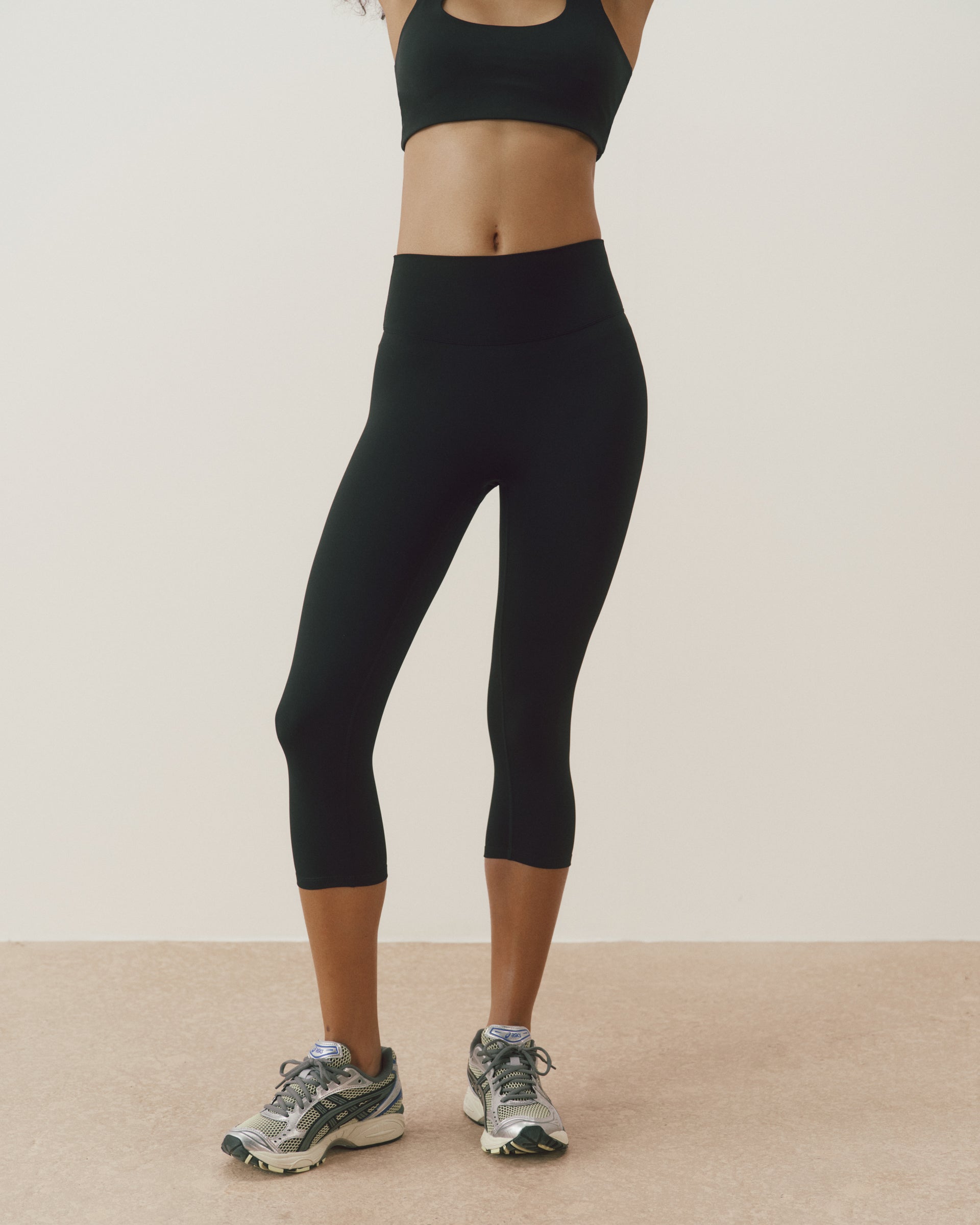 Ultimate Capri Leggings - Black