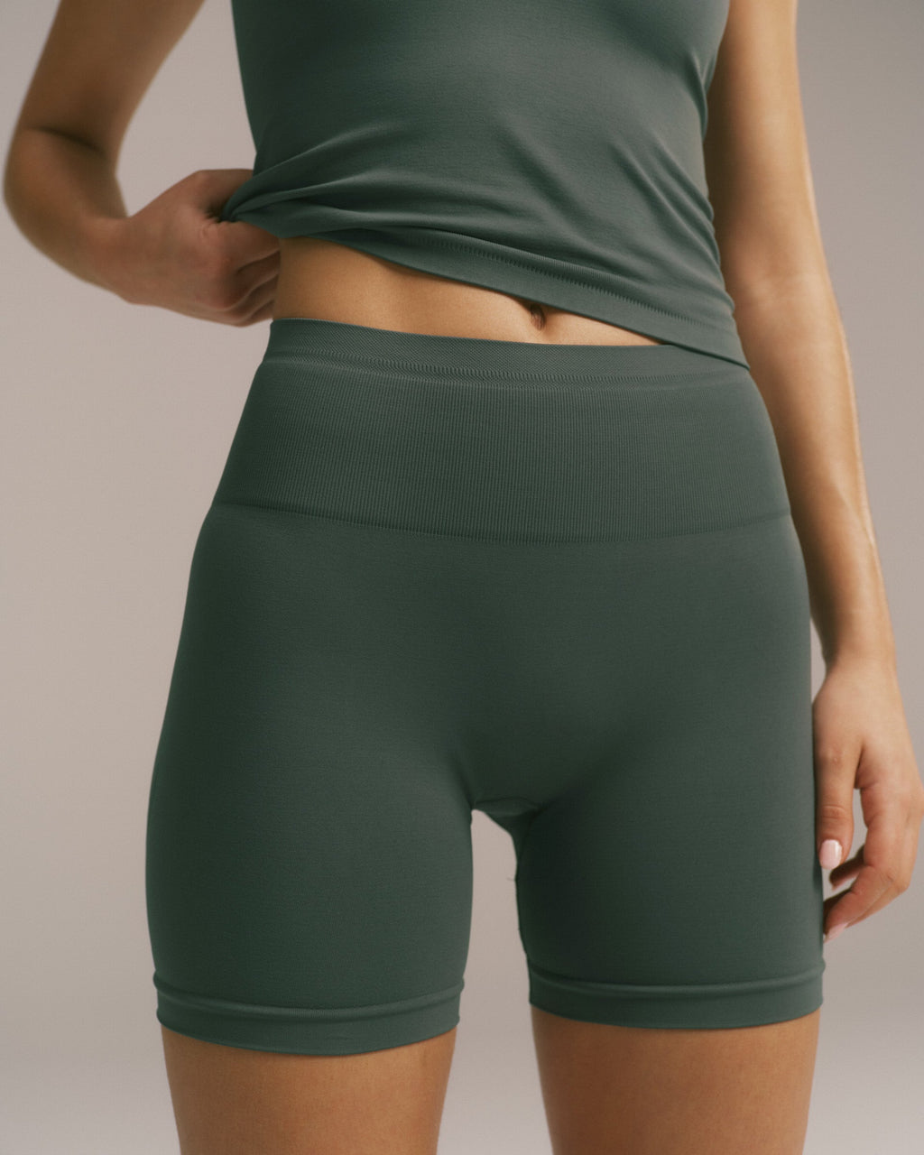 Seamless Crop Shorts - Sea Green