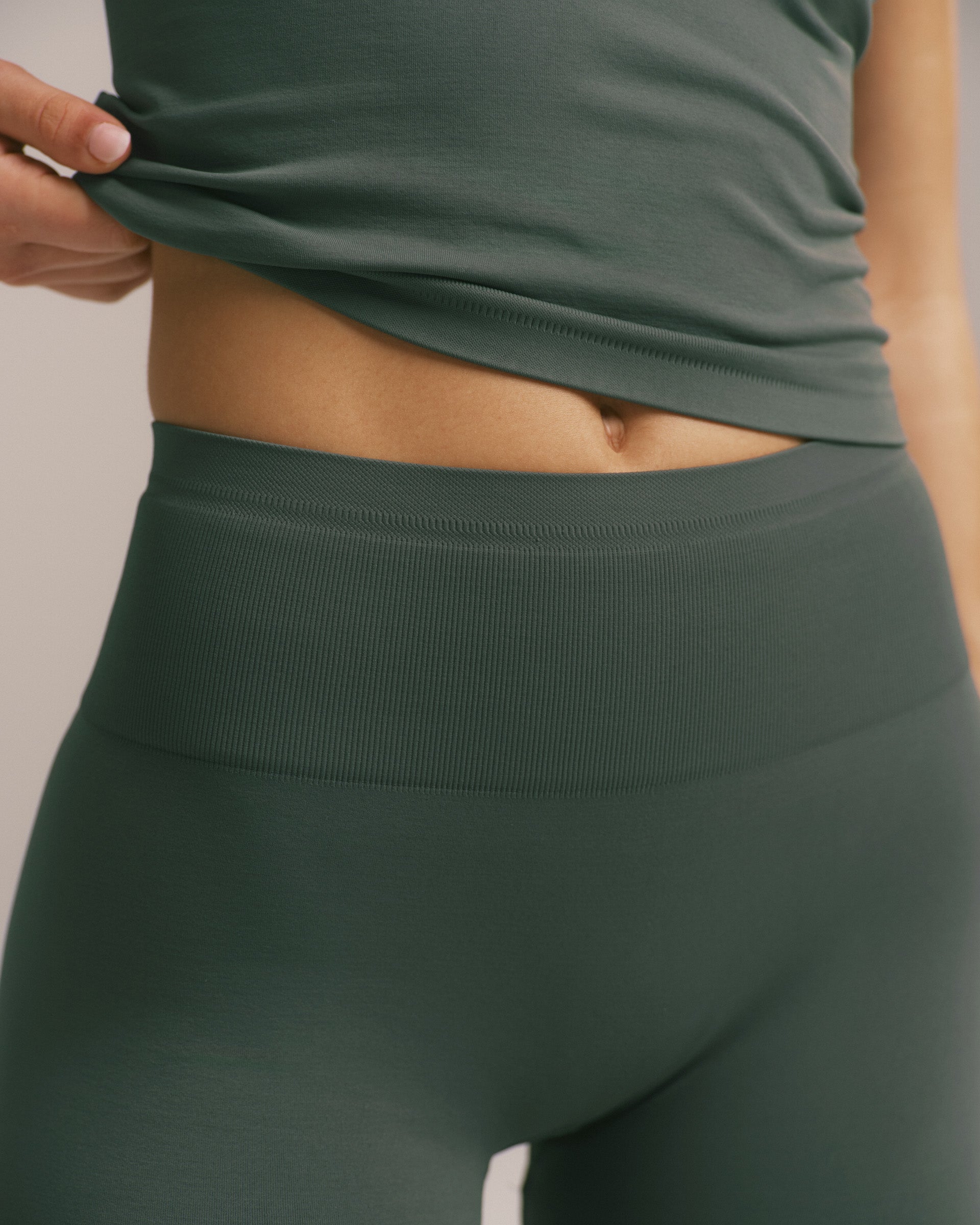 Seamless Crop Shorts - Sea Green